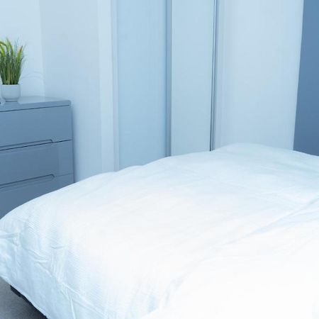 Guerneville 1 Bedroom Luxury Apartment Royal Wharf By Excel Exhibition Centre ロンドン エクステリア 写真